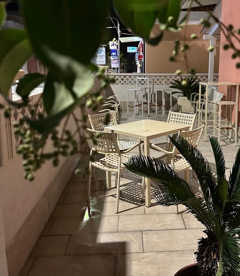 卡坦扎罗A Due Passi Dal Mare住宿加早餐旅馆 外观 照片